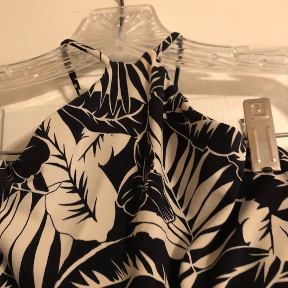 Summer dress - Picture 3 of 4